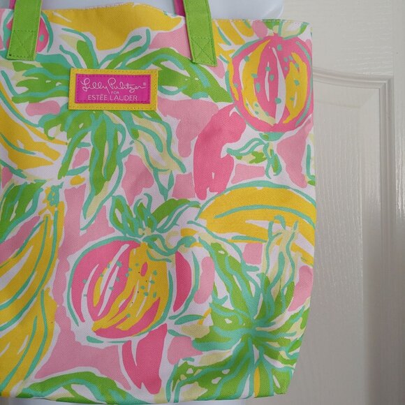 Lilly Pulitzer / Este Lauder Strawberry Banana Carryall Tote Bag Beachy Resort C - Picture 4 of 9